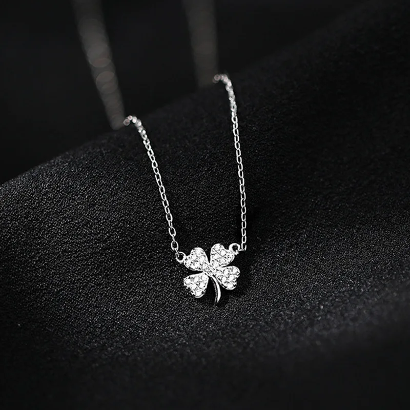 2022 Fashion Lucky Four Leaf Clover Pendant Necklace Korean Trendy Women Crystal Clavicle Chain Necklace Girlfriend Gift