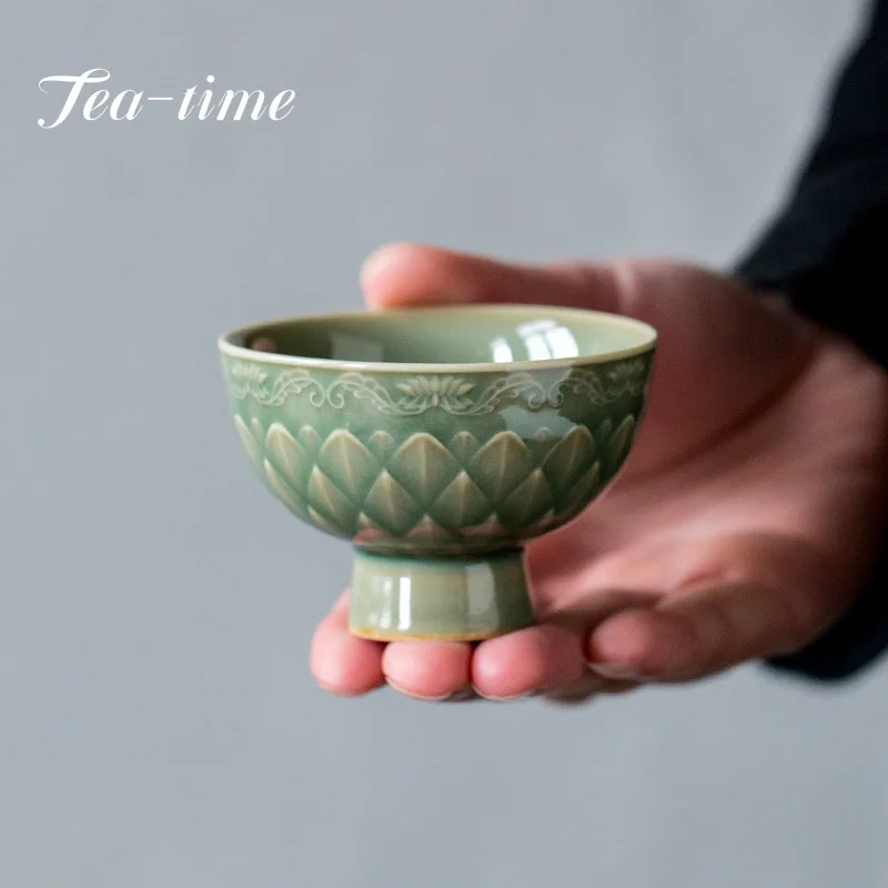 50ML Yue Kiln Celadon Relief High Foot Cup Handmade Fish Scales Single Cup Kung Fu Tea Set Master Cup Greengaga Personal Cup