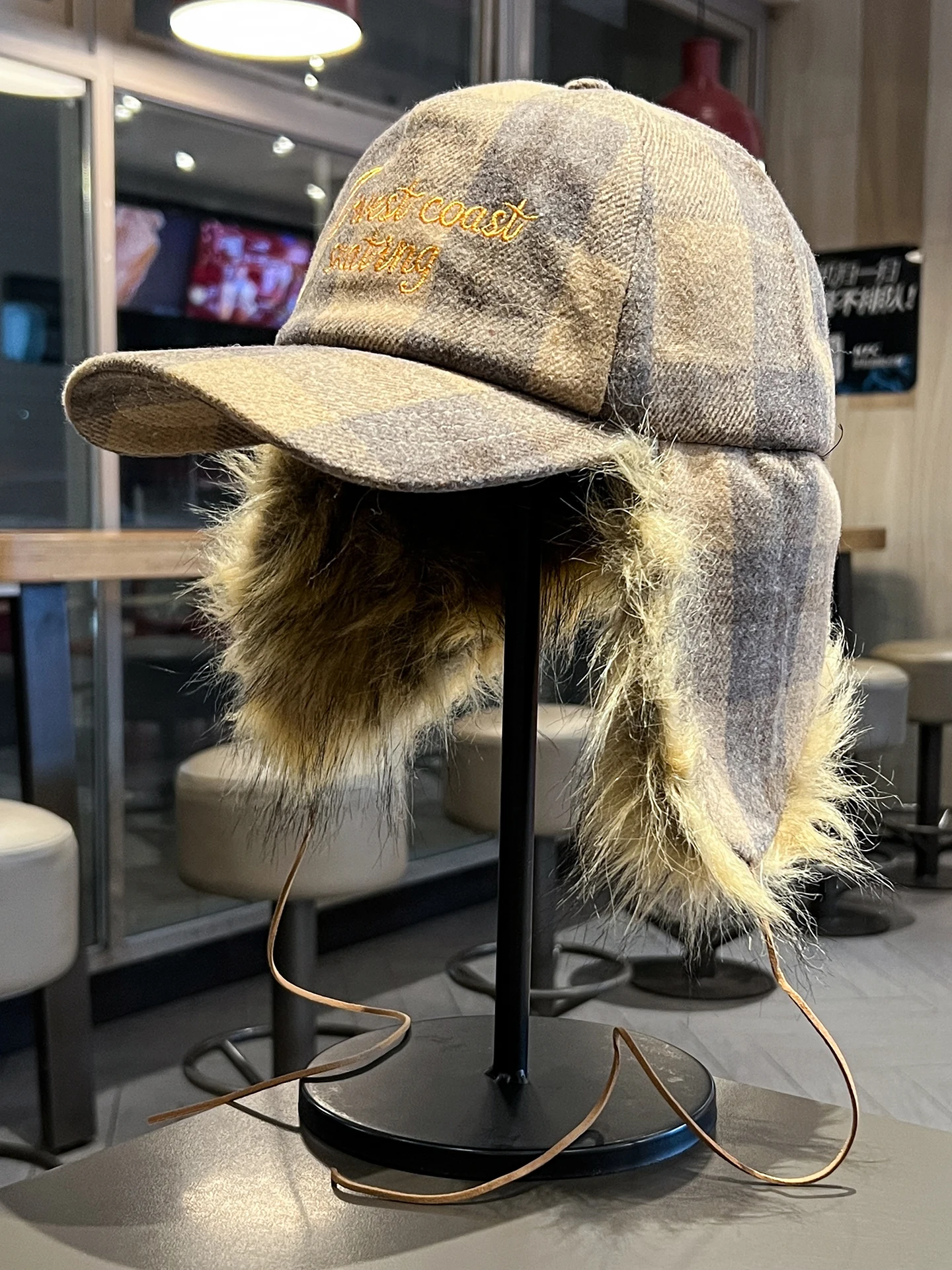 

Plaid Lei Feng Hat for Men and Women, Thickened and Fleece-lined for Autumn and Winter, Warm and Ear-protecting Lei Feng Hat