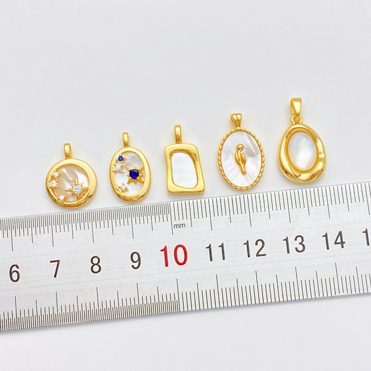 18K Gold Plated Inlaid Fritillary Shell Peach Heart Rose Charm Pendant DIY Findings for Bracelet Necklace Jewelry Making