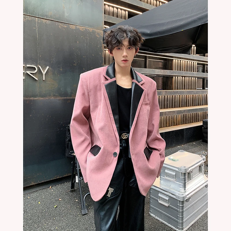 

Повседневный мужской костюм из искусственной кожи с воротником-стойкой, розовый, осенняя коллекция 2024, модный молодежный бренд, приталенный крой, не требует глажки