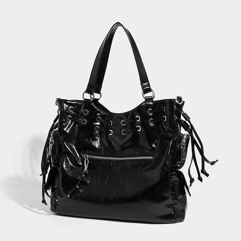 

Большая вместительная сумка-тоут для мотоциклов и велосипедов для женщин, роскошная дизайнерская сумка-кошелек, новинка 2023 года, с заклепками, на шнурке, через плечо