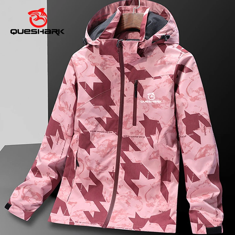 

QUESHARK Women Camouflage Waterproof Windproof Softshell Camping Hiking Jacket Spring Autumn Trekking Windbreaker Coat