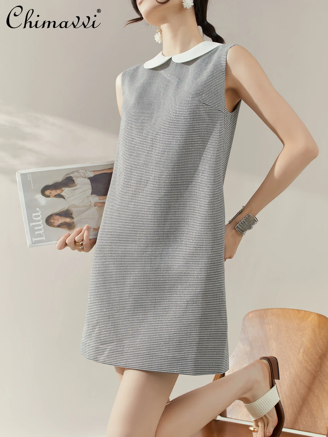 

French Elegant Retro Sweet Socialite Splicing Doll Collar Sleeveless Loose High Waist A-line Gray Plaid Short Party Dress Women