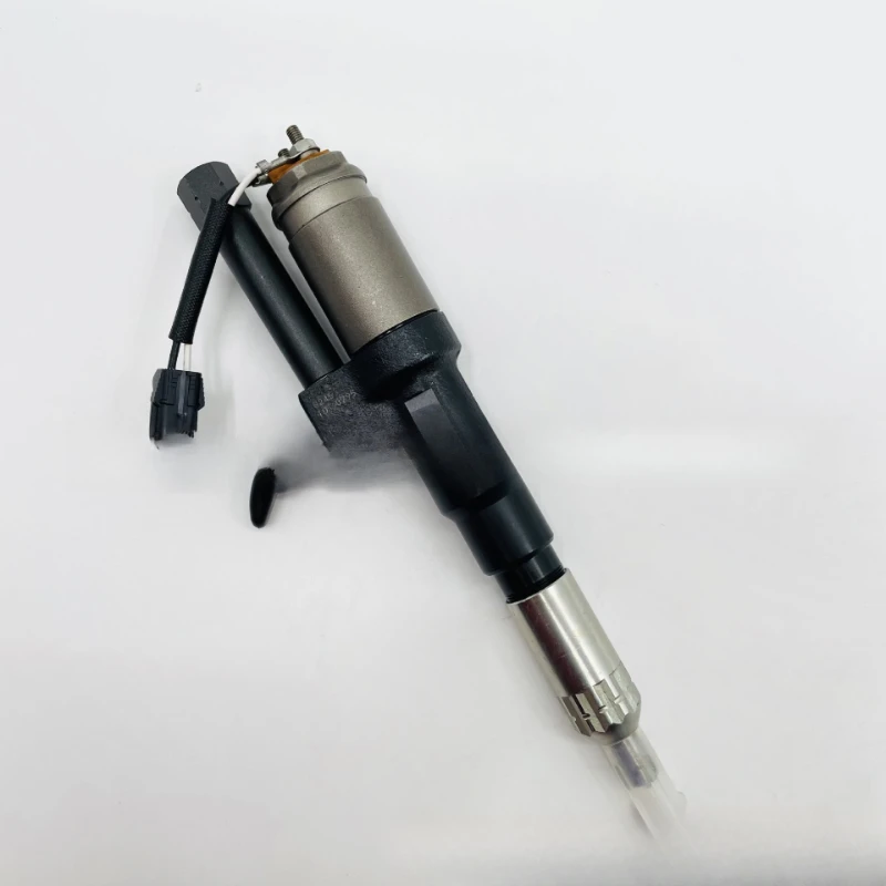 

High pressure common rail, injector 095000-0244 for