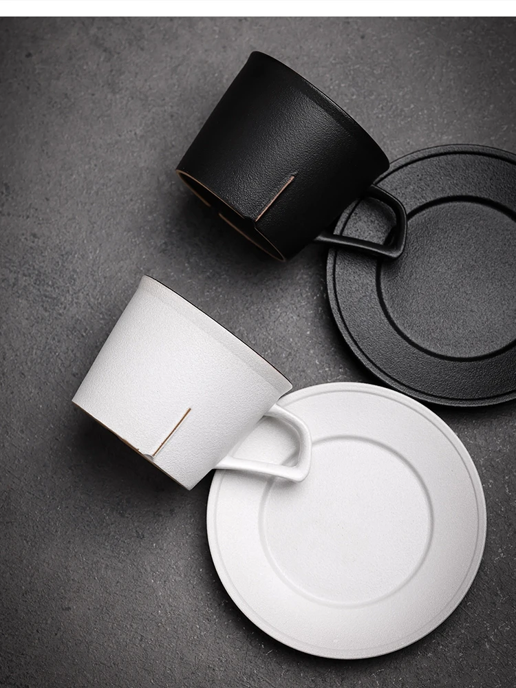 

Матовая керамическая кружка объемом 160 мл для послеобеденного чая