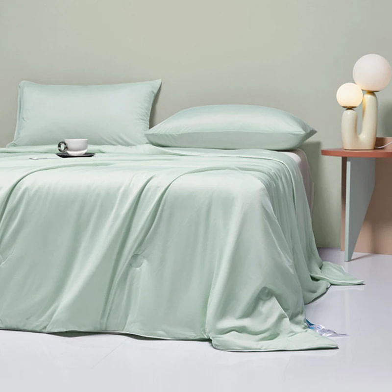 Breathable Cooling Blanket for Bed Double Sided Cold Feel Summer Quilt Lightweight Air Conditioning Comforter Queen Thin Blanket