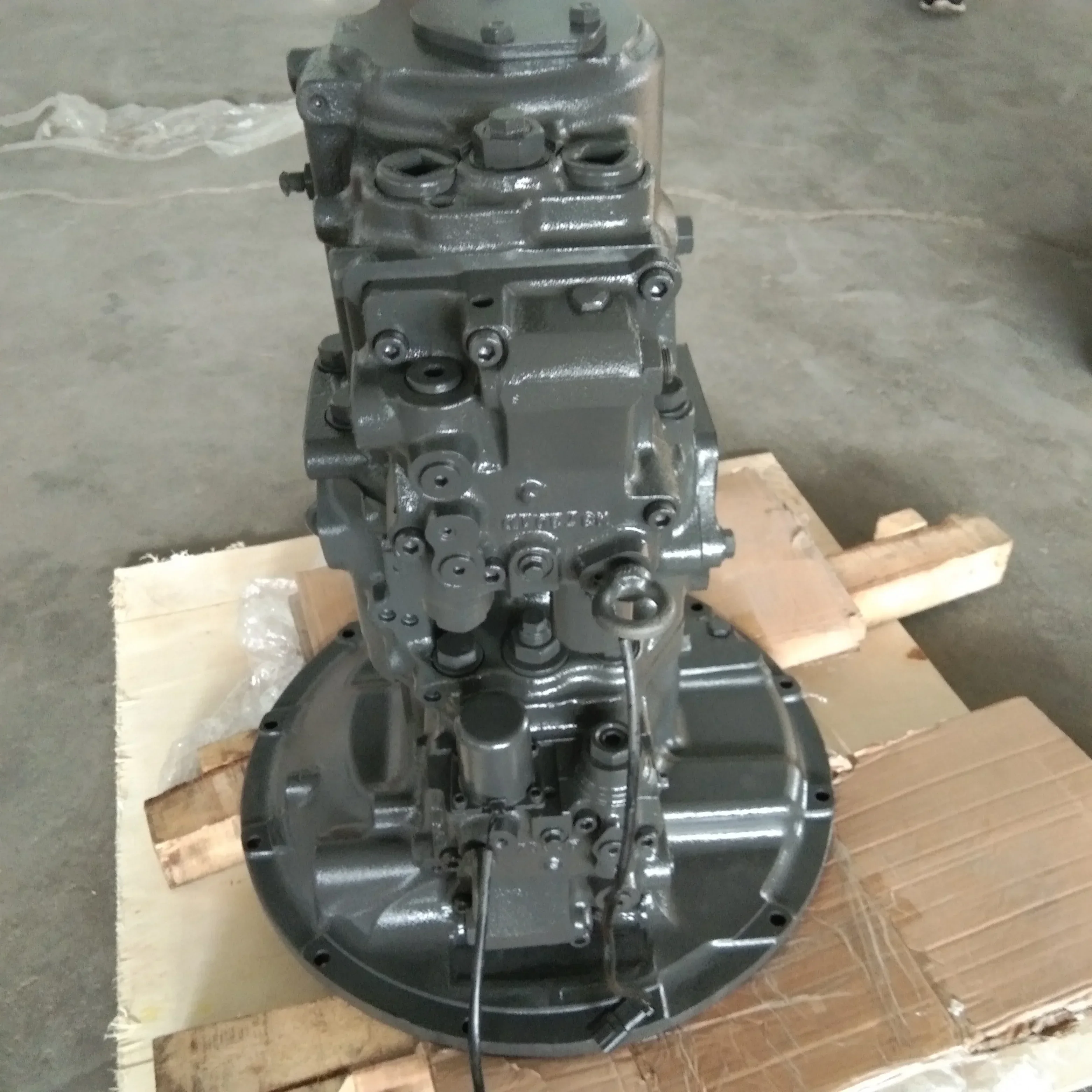 Komatsu China PC300-7 Hydraulic Pump Excavator 708-2G-00024 Hydraulic Main Pump For Komatsu 300-7