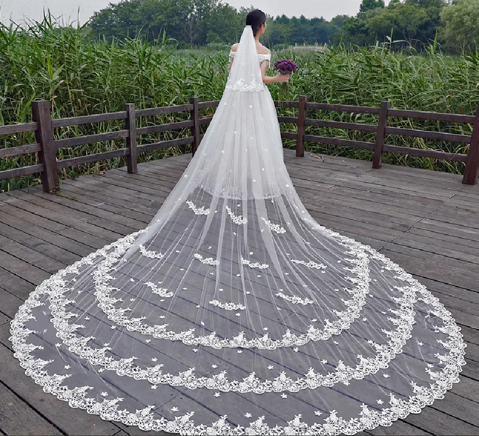 

Lace Bridal Veils Ivory White 3M 4M 5M Length Wave Pattern Real Model With Free Comb Wedding Accessories Voile Mariee