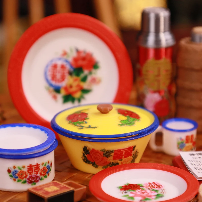 Casa delle bambole Accessori da cucina in miniatura Simulazione cinese Partita Ciotola smaltata Modello Stoviglie in miniatura Pentola per condimenti