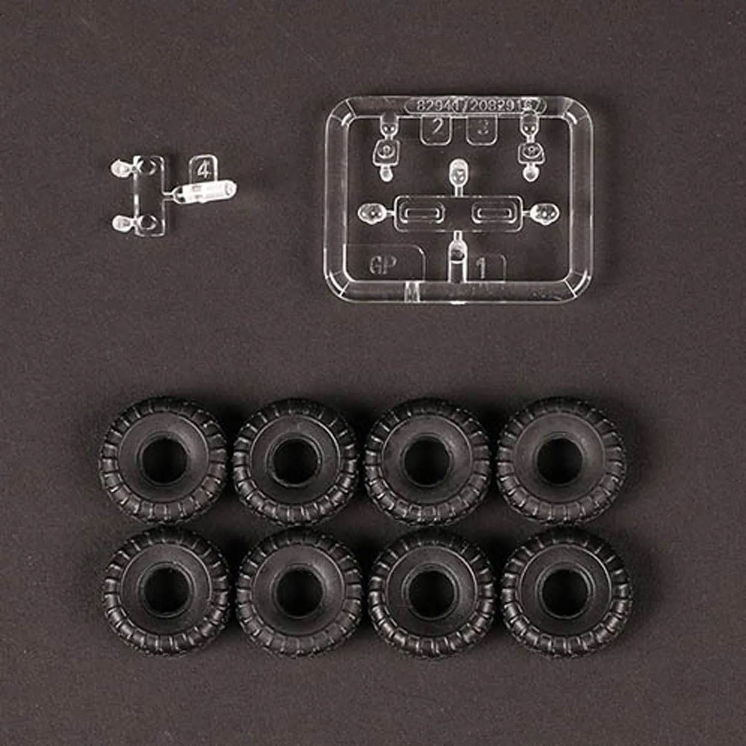 HobbyBoss 1/72 Toy152mm ShkH DANA vz.77 Self-propelled Howitze Vehicles Static Display Model Unpainted Kits TH23371