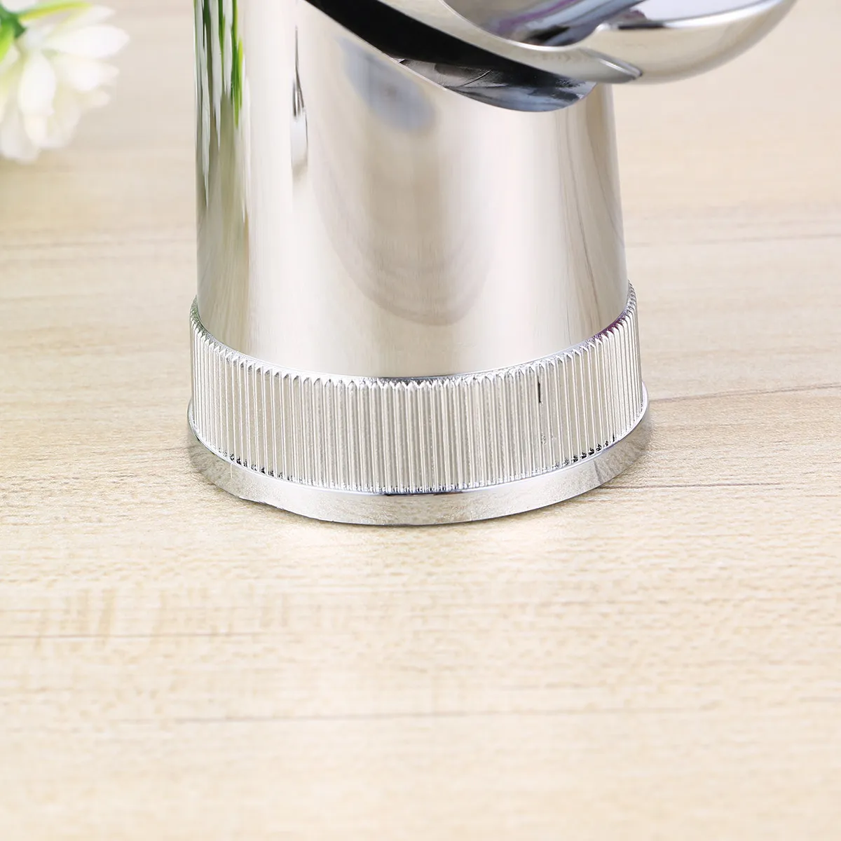 ABS Plating Rotary Shower Mount Bracket Silver Bathroom Handheld Shower Head Holder Bracket for Adjustable Height