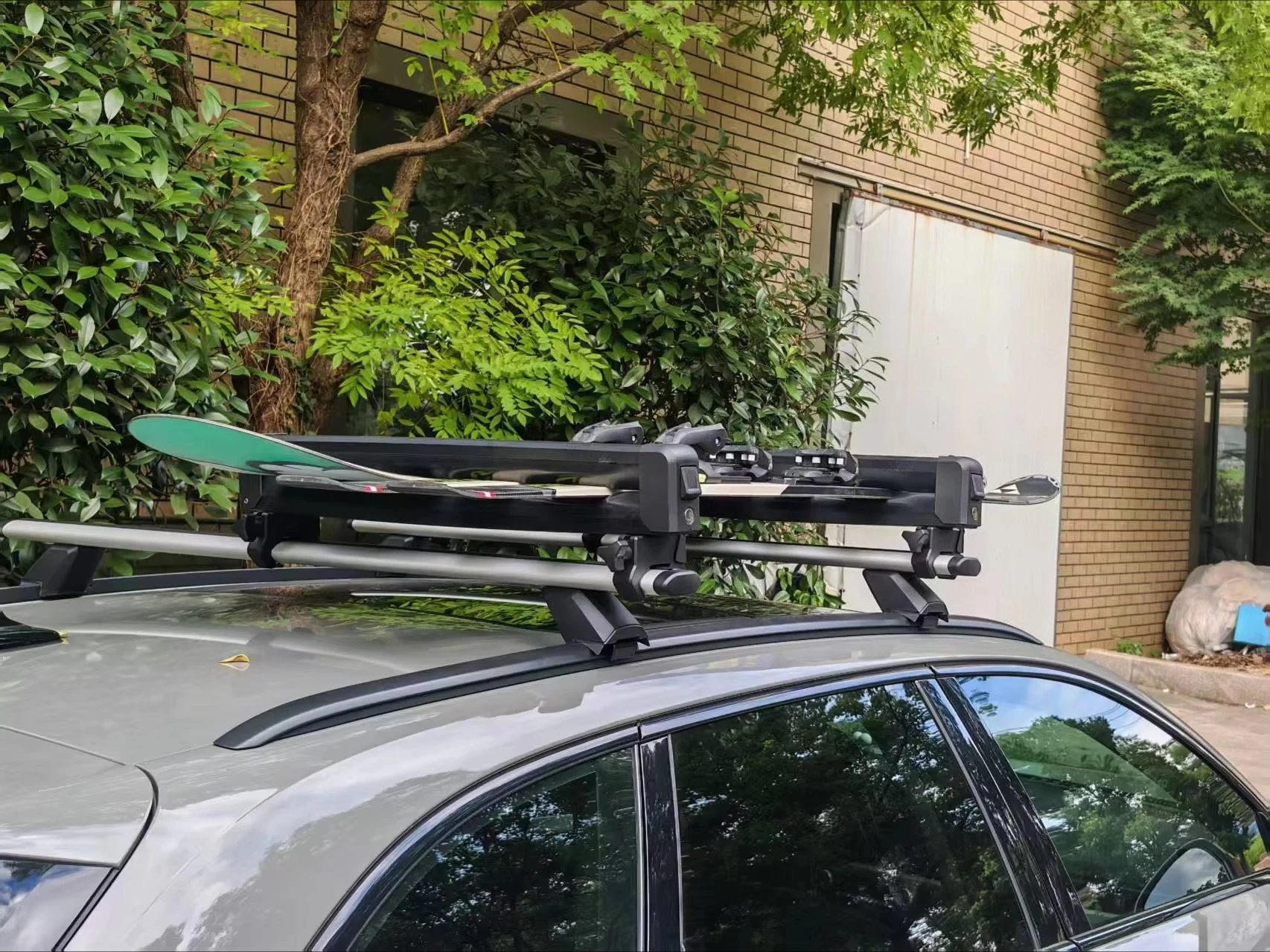 汎用ルーフスキー固定具、クロスバー、SUV、セダンに対応、ロ - Roof Rack Crossbar Aluminum のレビューと価格