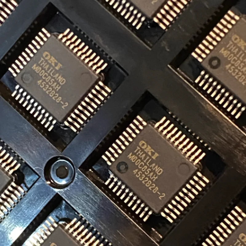 MSM80C85AHGS MSM80C85AHGS-2K QFP44 Silkscreen M80C85AH 8-bit microprocessor with CMOS technology