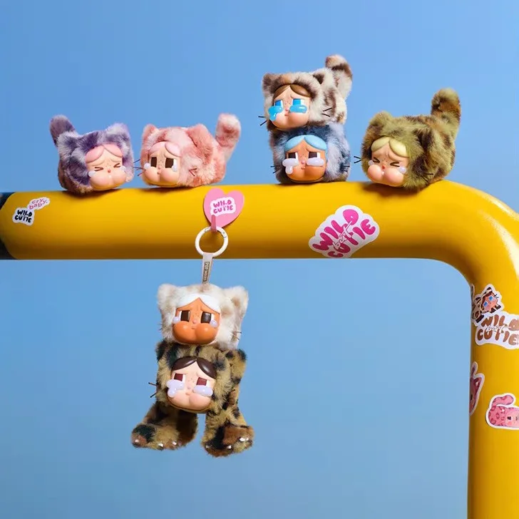 Caja ciega para Crybaby, colgante salvaje pero Cutie, serie Cool Cat Style, figura de Anime, modelo, decoración, regalos de escritorio para amigos