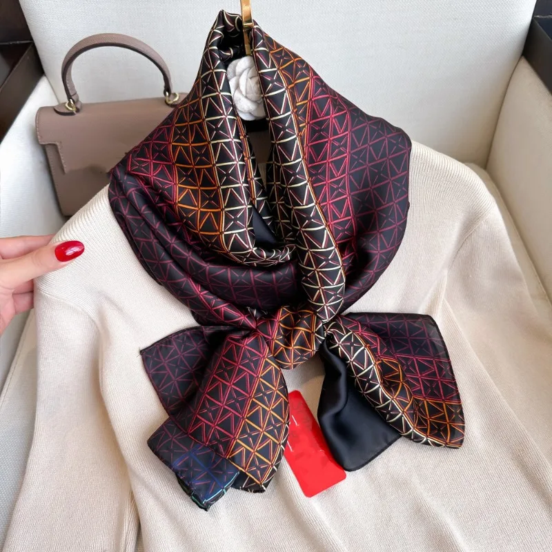 جديد Lijing الساتان وشاح الموضة قميص نسائي الديكور وشاح سلسلة هندسية اللون منعت التنقل وشاح