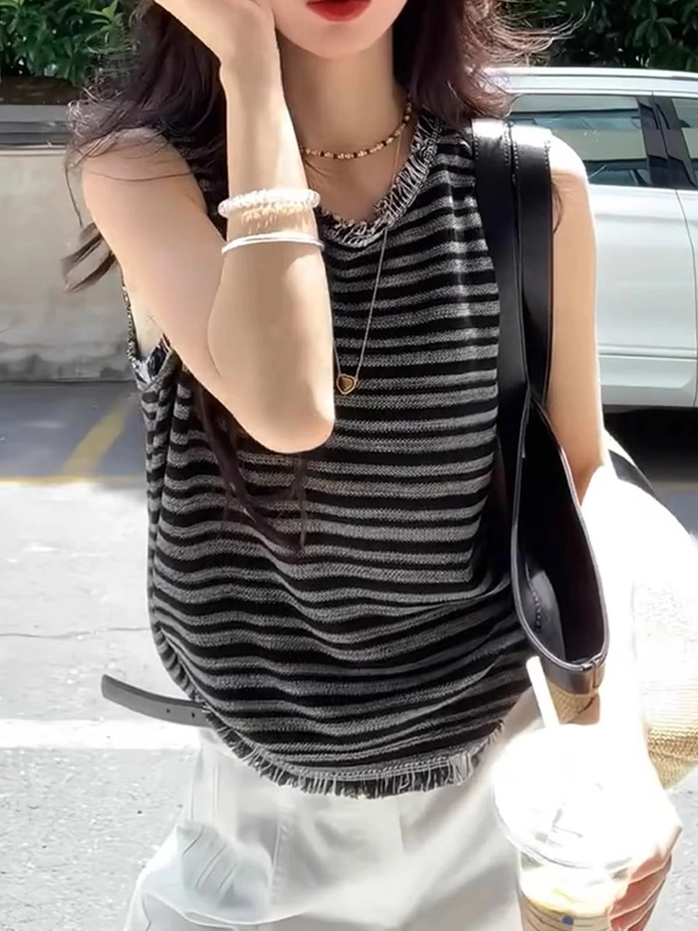 Korean Sle round Ne Tassel Design Vest Summer 2025 Slim Fit Svel Knitted Top Color Blo Striped Pattern