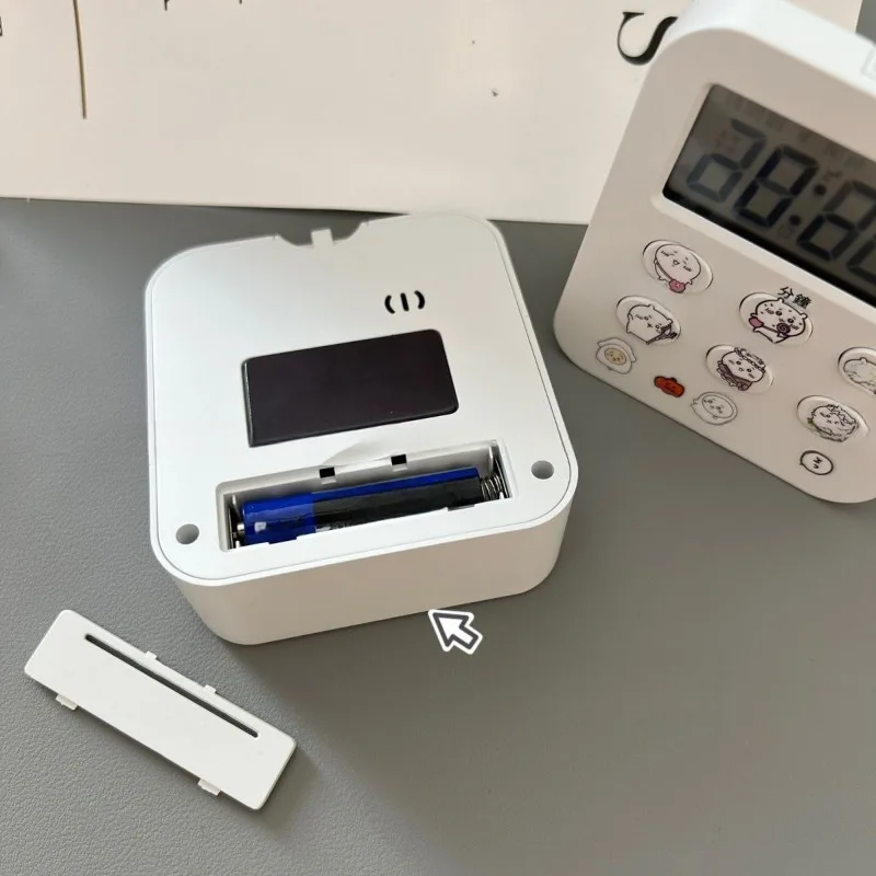 MINISO Timer Lucu Kawaii Chiikawa Usagi Momonga Jam Alarm Timer Menghadiri Kelas Belajar Portabel Anak Sekolah Yang Disayangi