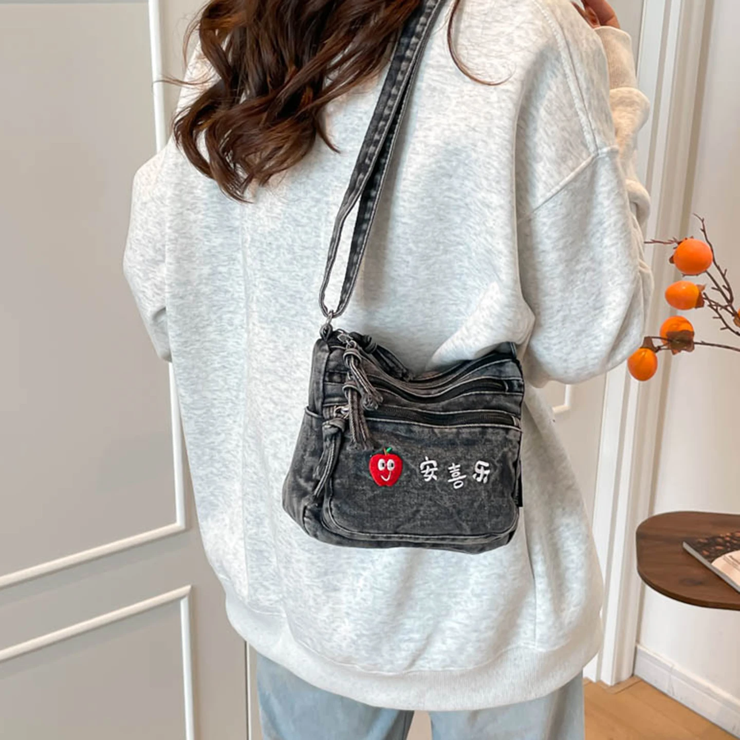 2025 New Denim Embroidered Square Bag Women's Single Shoulder Crossbody Phone Bag Fashionable Multi-Layer Lightweight Versatile