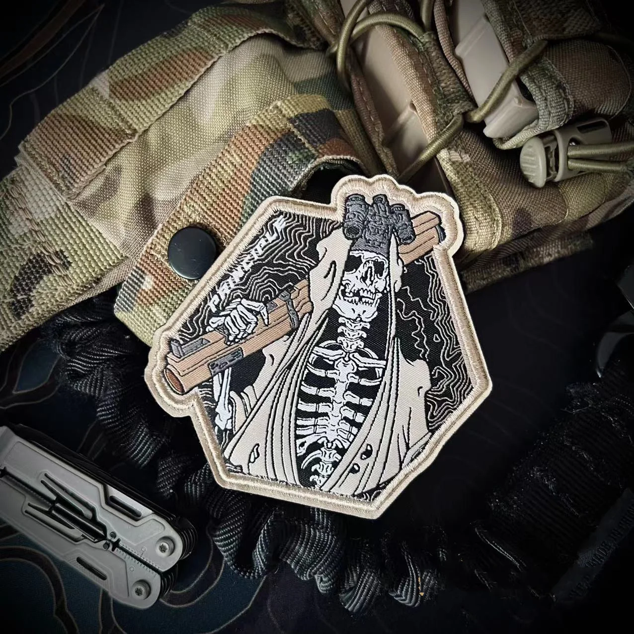 Spectre Squad Tactical Patch Embroidery Hook&Loop Patches Military Skull Warrior with Gun Morale Badges Combat Backpack Stickers