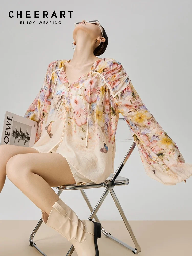 

CHEERART Королевская блузка с цветочным принтом и рукавами-фонариками, женская блузка с v-образным вырезом и длинным рукавом, модельер, женский топ, осень 2021, одежда