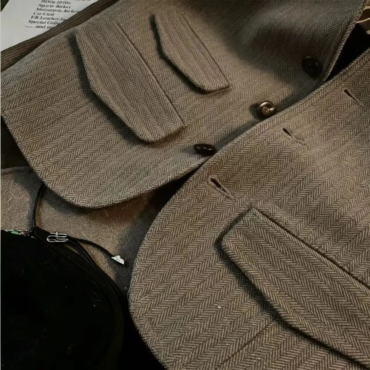 Men Vintage Tweed Sleeveless Waistcoat Herringbone Wool Blend Suit Vest Notch Single Breasted Formal Slim Fit Dress Gilet Vest