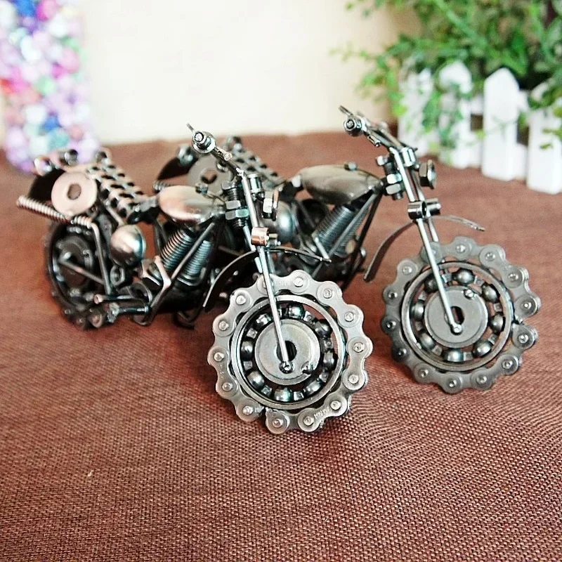 Home Decoration Crafts Figurines Miniatures Iron Antique Imitation Vintage Metal Chain Wheel Motorcycle Gift Model Models