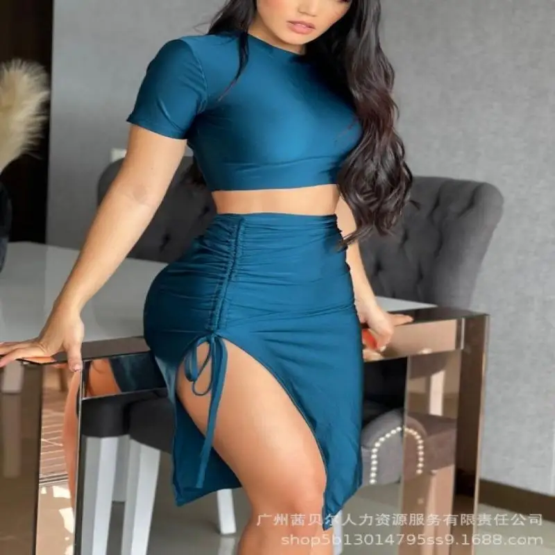 

Women's Skirt Two-Piece Summer Short Sleeved Exposed Navel Tight Top Mini Tight Pleated Split Skirt Fashion Skirt Set