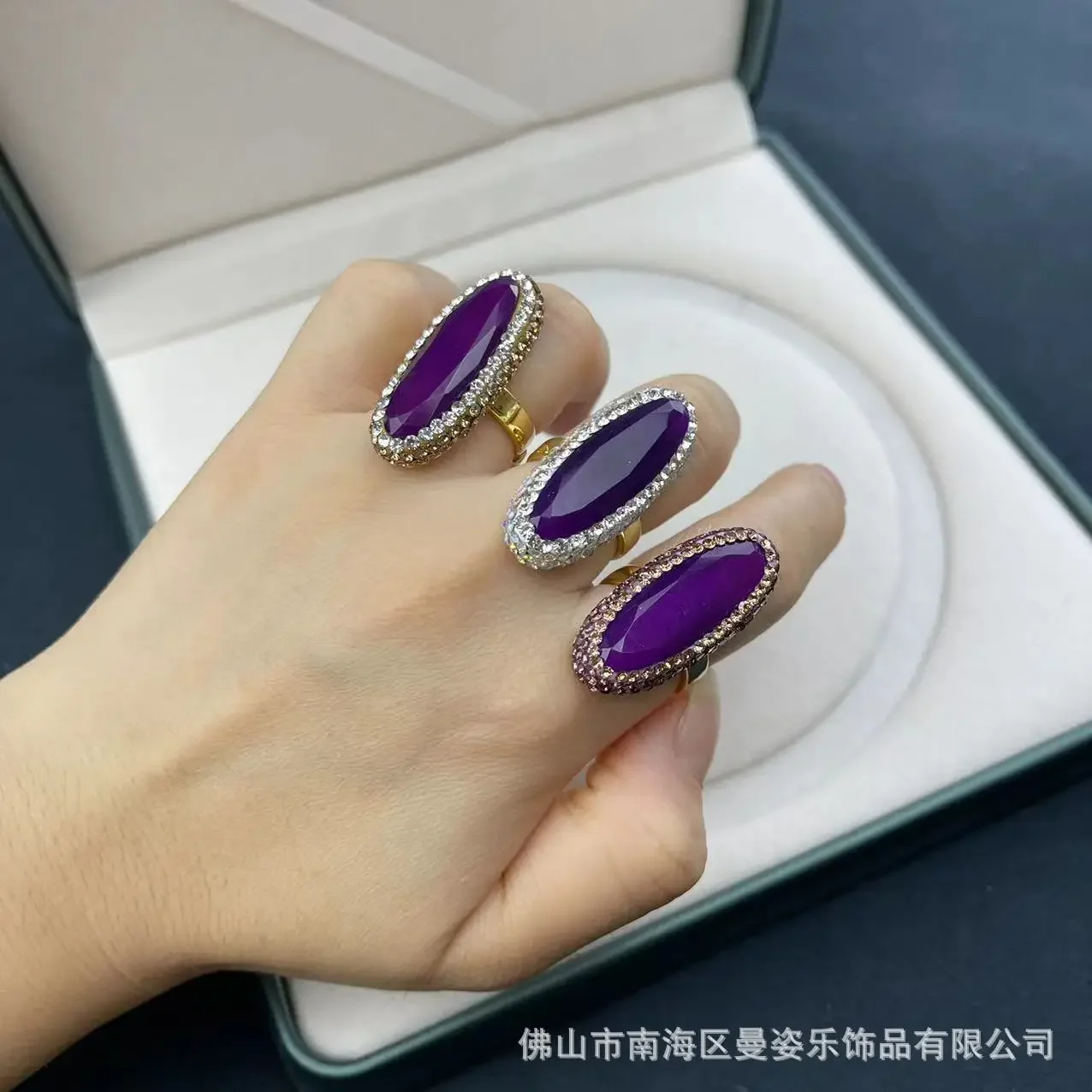 Malay jade European pottery clay inlaid live ring retro jewelry ethnic style personalized original design jewelry wholesale