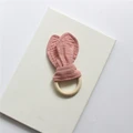 teether A-5
