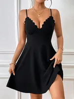 Vestido sin espalda con escote en V profundo y dobladillo festoneado para mujer, Falda corta sexy ajustada para cita de fiesta, ropa de noche elegante de verano