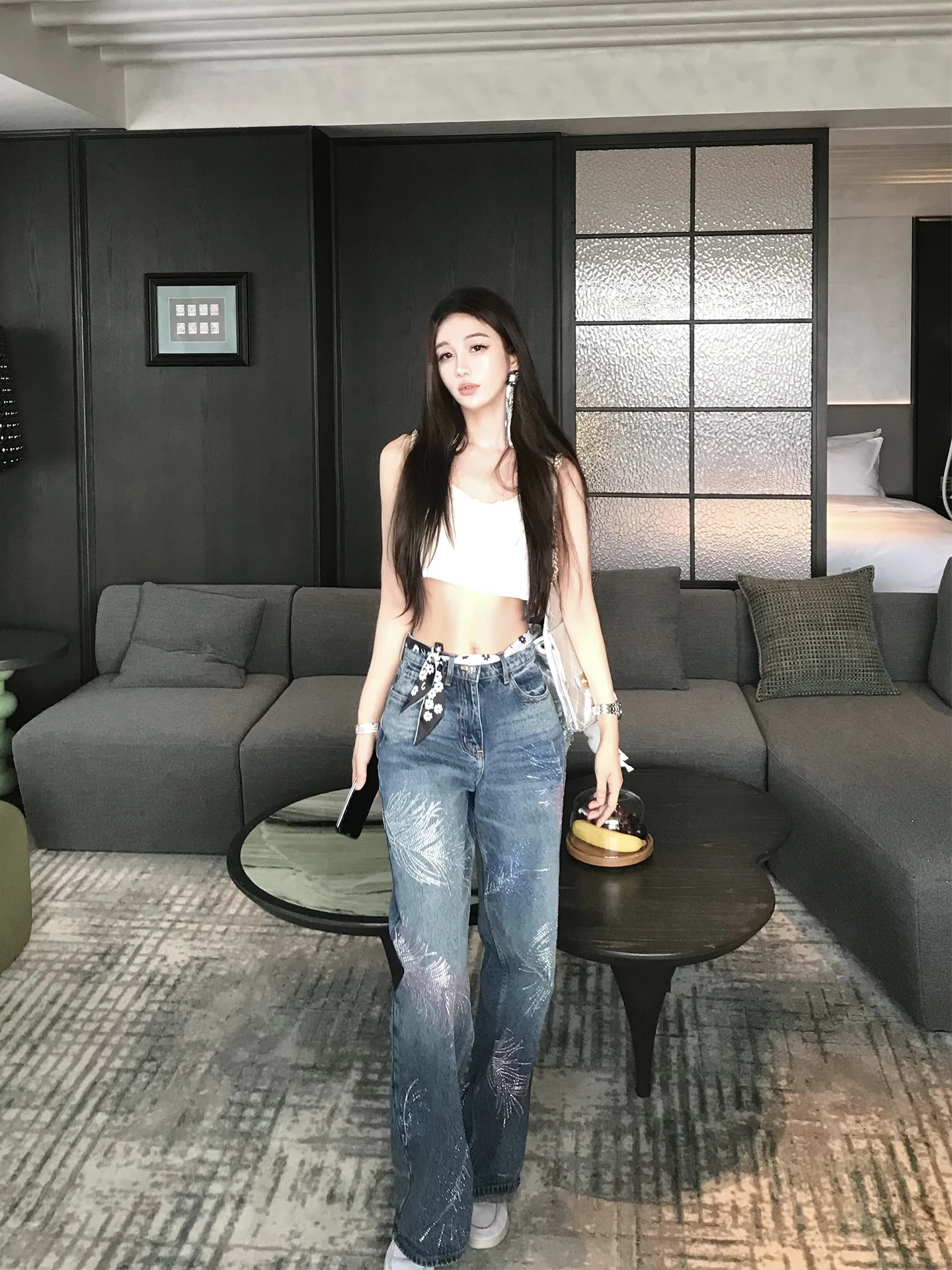 

Джинсы Amor Flaing с обильной отделкой перьями и стразами, широкие штанины, высокая талия, прямой крой, для повседневной носки, летние