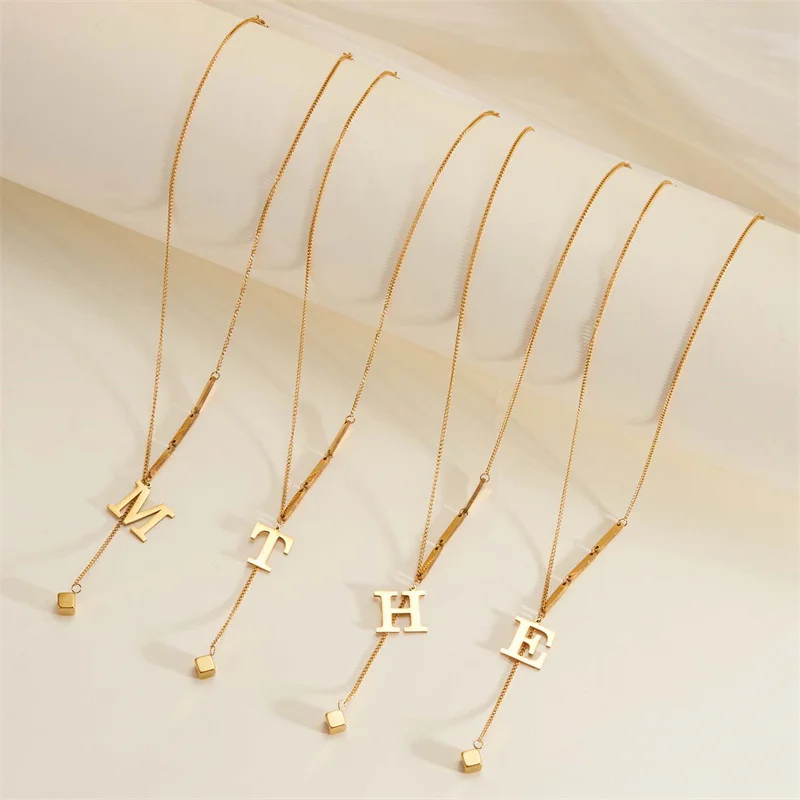 Stainless Steel Metal 26 English Letters Necklace for Women Fashion Gold Color Chain A-Z Alphabet Clavicle Necklace Jewelry Gift