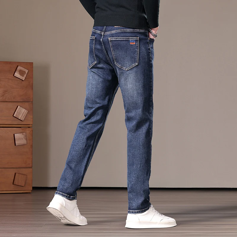 Jeans blu di fascia alta 2025 Pantaloni autunnali da uomo slim dritti elasticizzati autunno e inverno