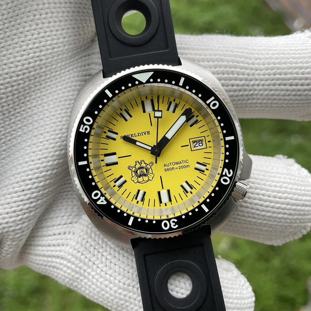 44MM Case Yellow Dial Super Luminous STEELDIVE Mens Watch With  NH35 Automatic Movement 200m Waterproof SD1974T