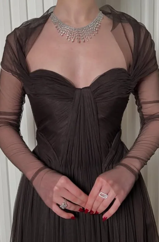 High Quality Customized Sweetheart Full Sleeve A-line Black Tulle Back Strap Vestidos Elegantes Para Fiesta De Gala فساتين حفلات