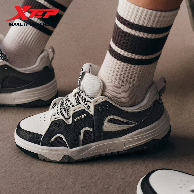 Xtep Scarpe da skateboard per donna 2024 Estate Accogliente Fuzz Scarpe da skate Street Trekking Tempo libero Scarpe da ginnastica comode 876218310024