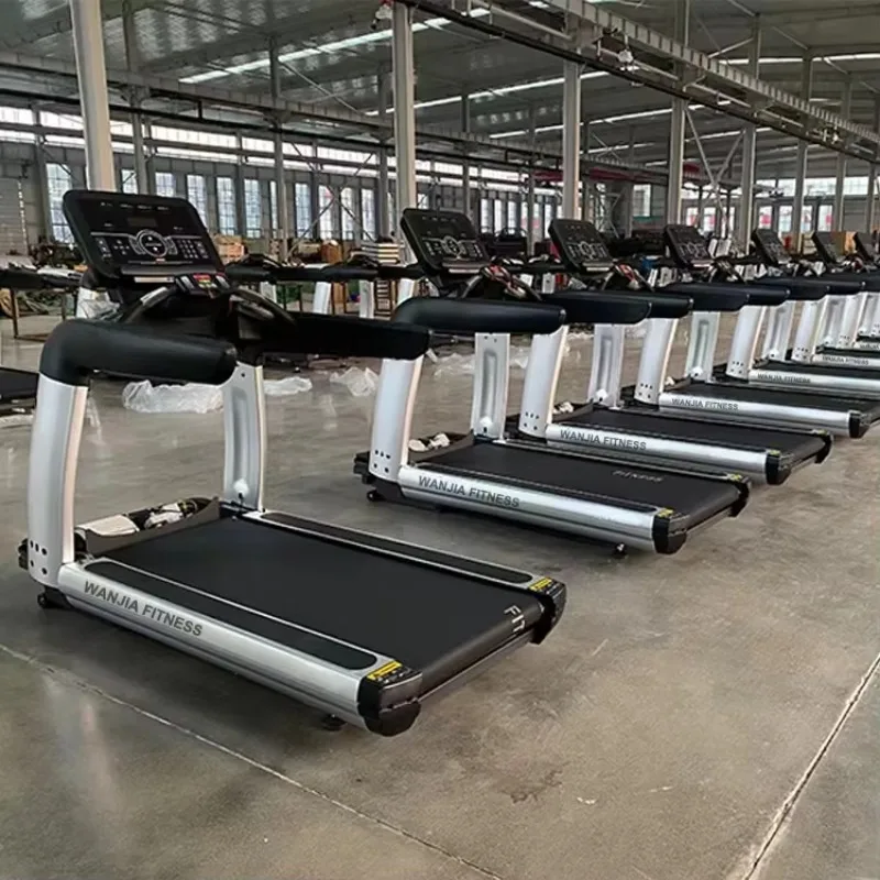 YTYIN Commercial Grade Running Machine With Powerful Continuous Duty Motor Suitable For High Traffic Gyms And Hotels