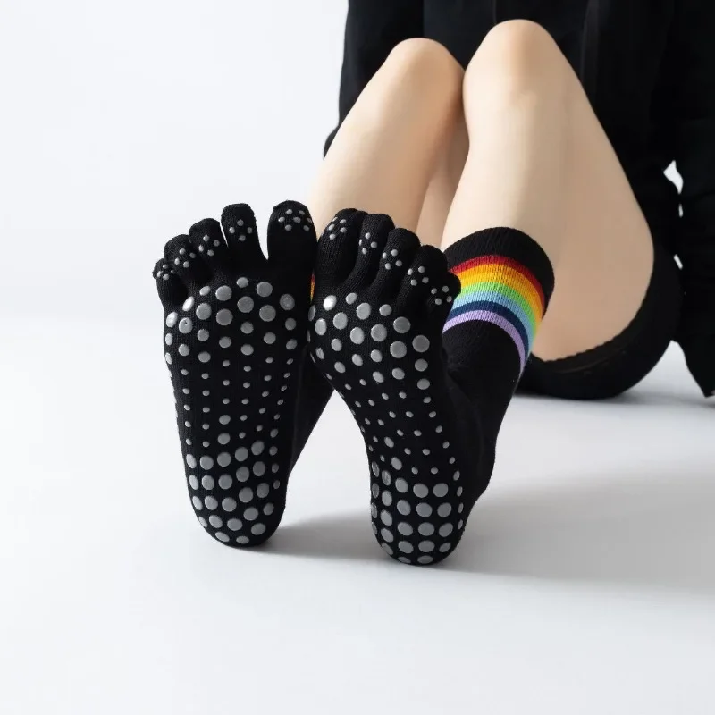 

New Black White Rainbow Striped Cotton Mid-calf Yoga Socks for Women Anti-slip Sports Socks Indoor Dance Fitness Pilates Socks