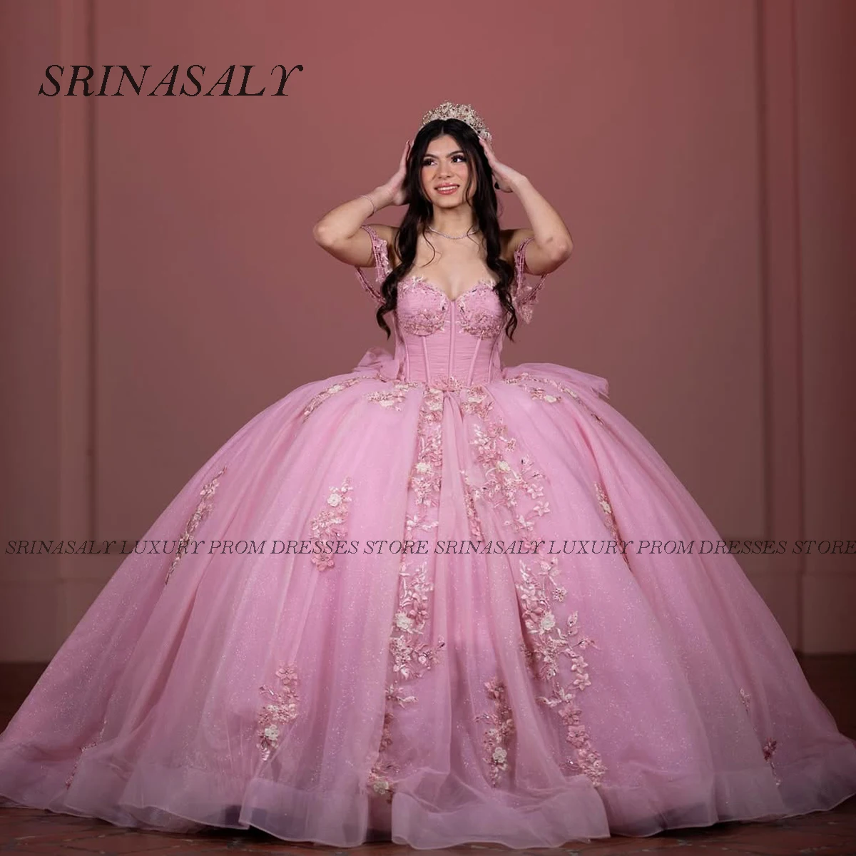 Vestidos De quinceañera De lujo personalizados, vestido De baile con cuentas, escote en forma De corazón sin mangas con hombros, vestido Formal dulce 16, Vestidos De Fiesta