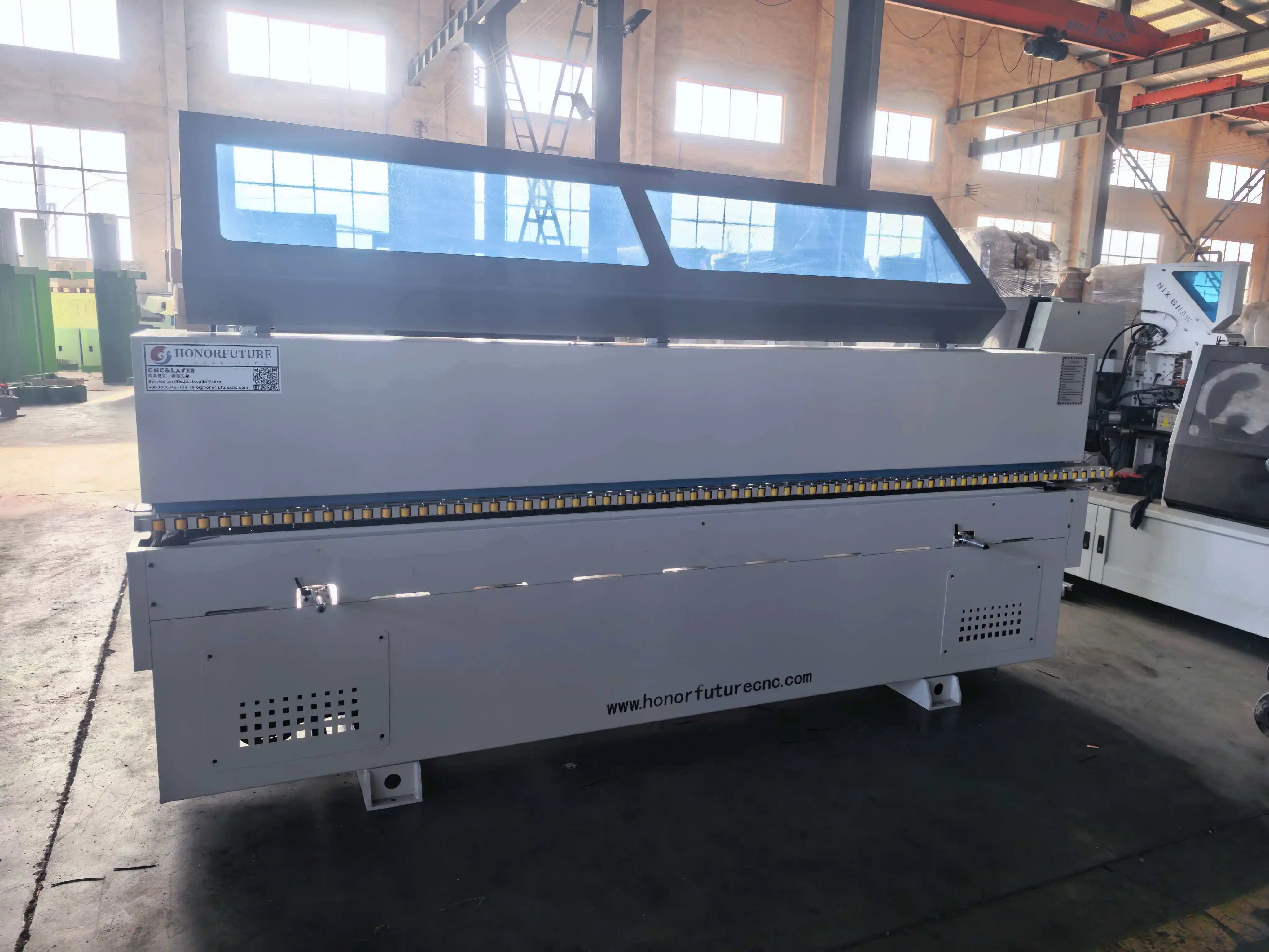 Full Automatic Edge Bander Furniture Machinery Woodworking Melamine Plywood Edge Banding Machine