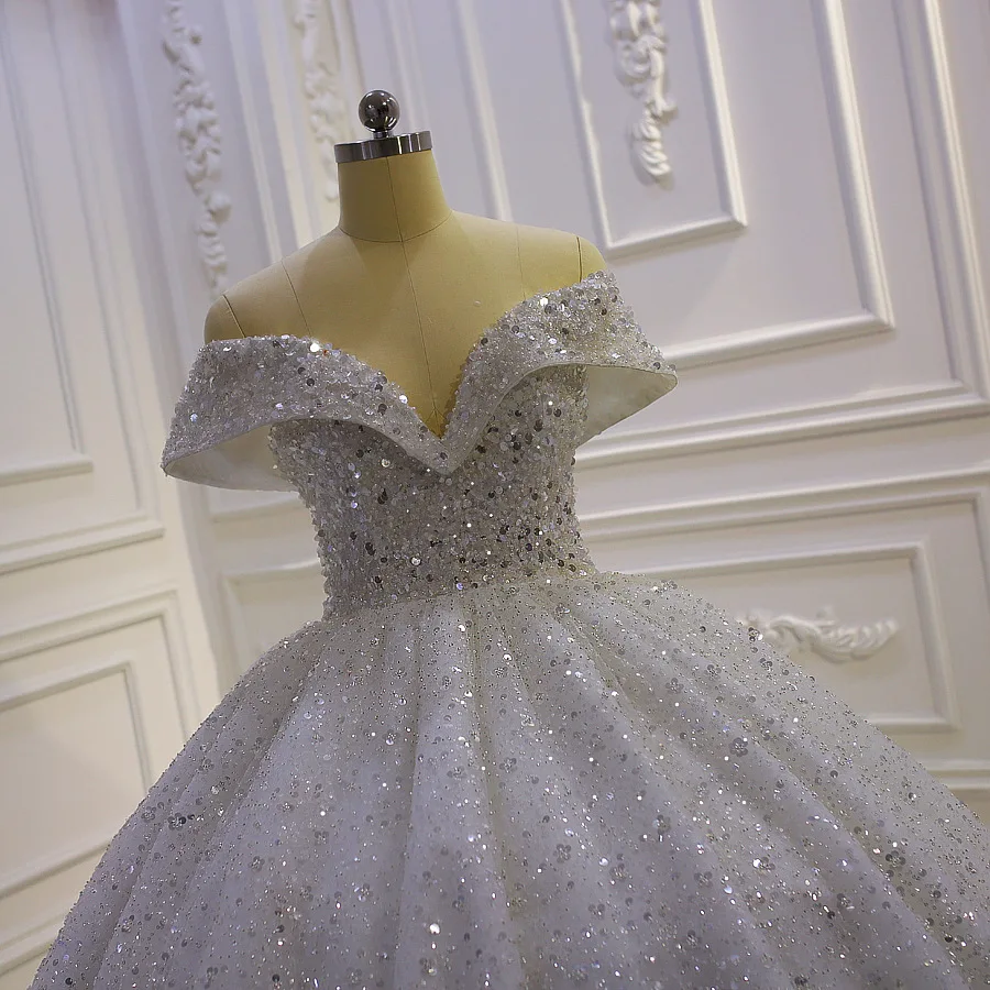 

Gorgeous Ball Gown Wedding Dress Lace Sequin Off Shoulder Bride Gowns Sleeveless Sweep Train Bridal Dresses Customized