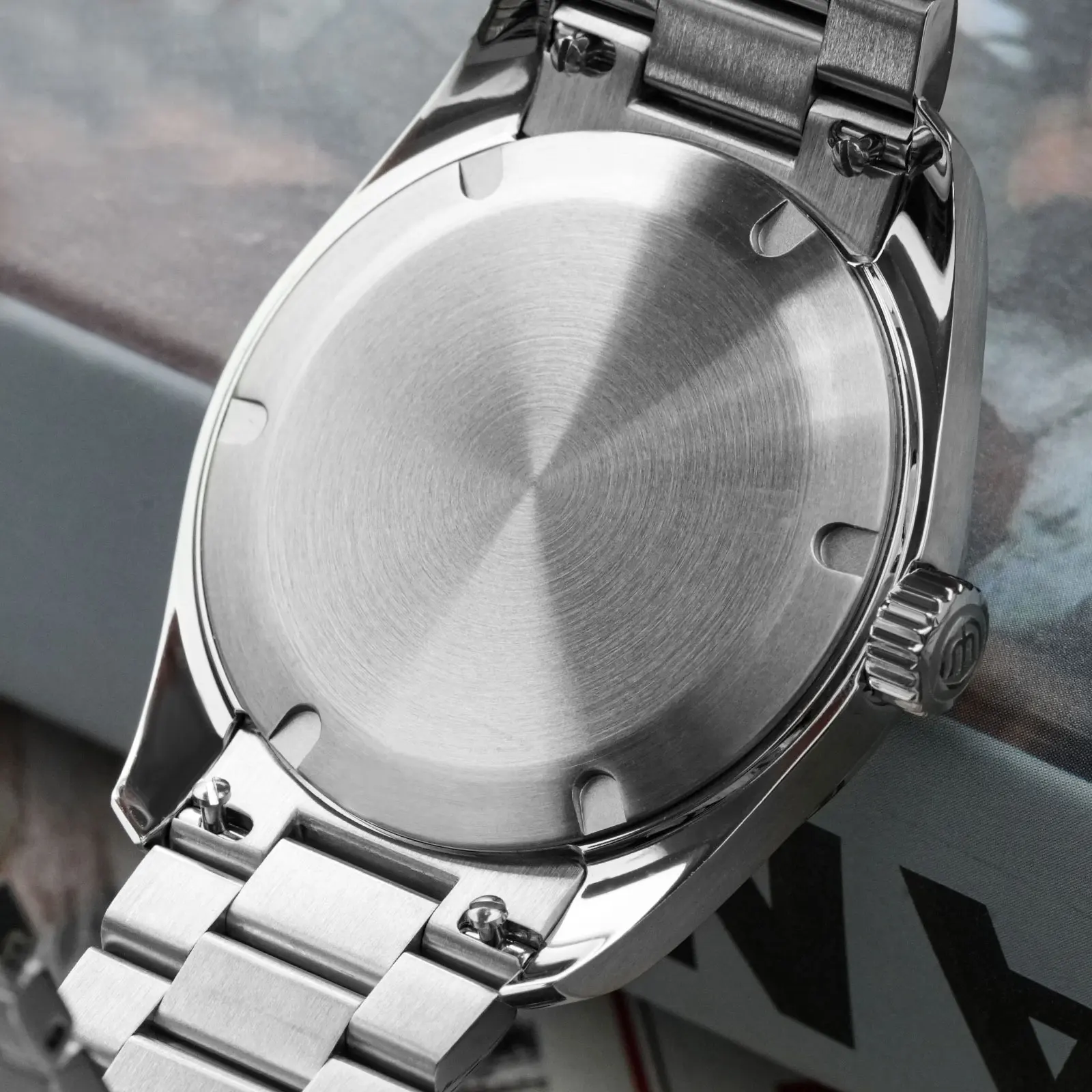 Watchdives WD0006 Watch VH31 Sweep Second Movement Domed Sapphire Crystal BGW9 Luminous 10Bar Waterproof 38mm Vintage Watches