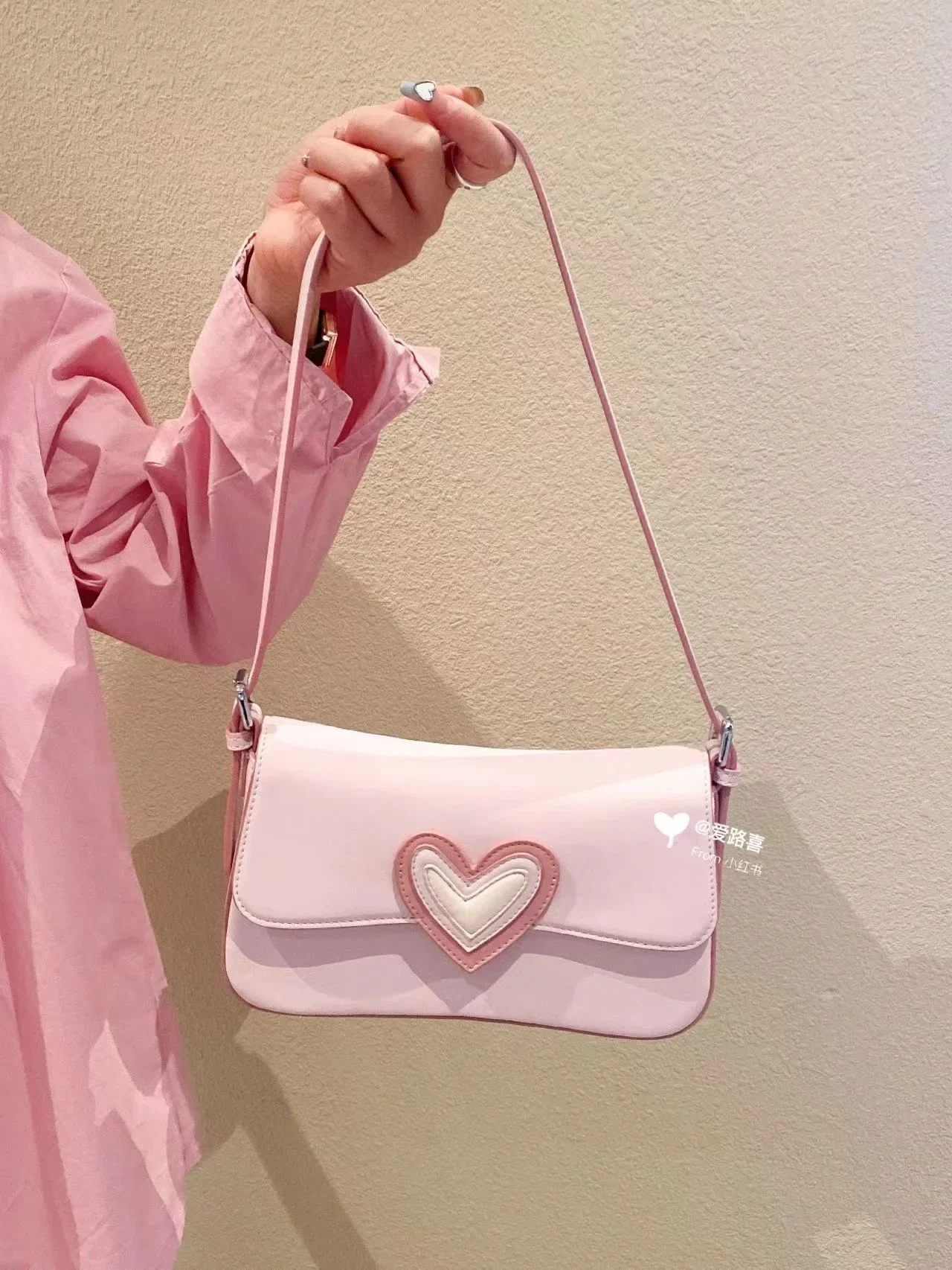 Pink Heart Women\'s Shoulder Bags Small Square Flap Underarm Bag Fashion Love Ladies Armpit Bag Clutch Purses Female Handbags