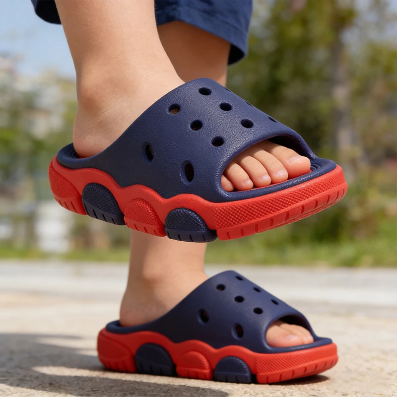Kinder-Hausschuhe Modische Farbblockierte Jungen-Badezimmerpantoffeln 3-10 Jahre Alte Mädchen EVA-Hausschuhe DIY Schuh-Dekorationen – Detail 5