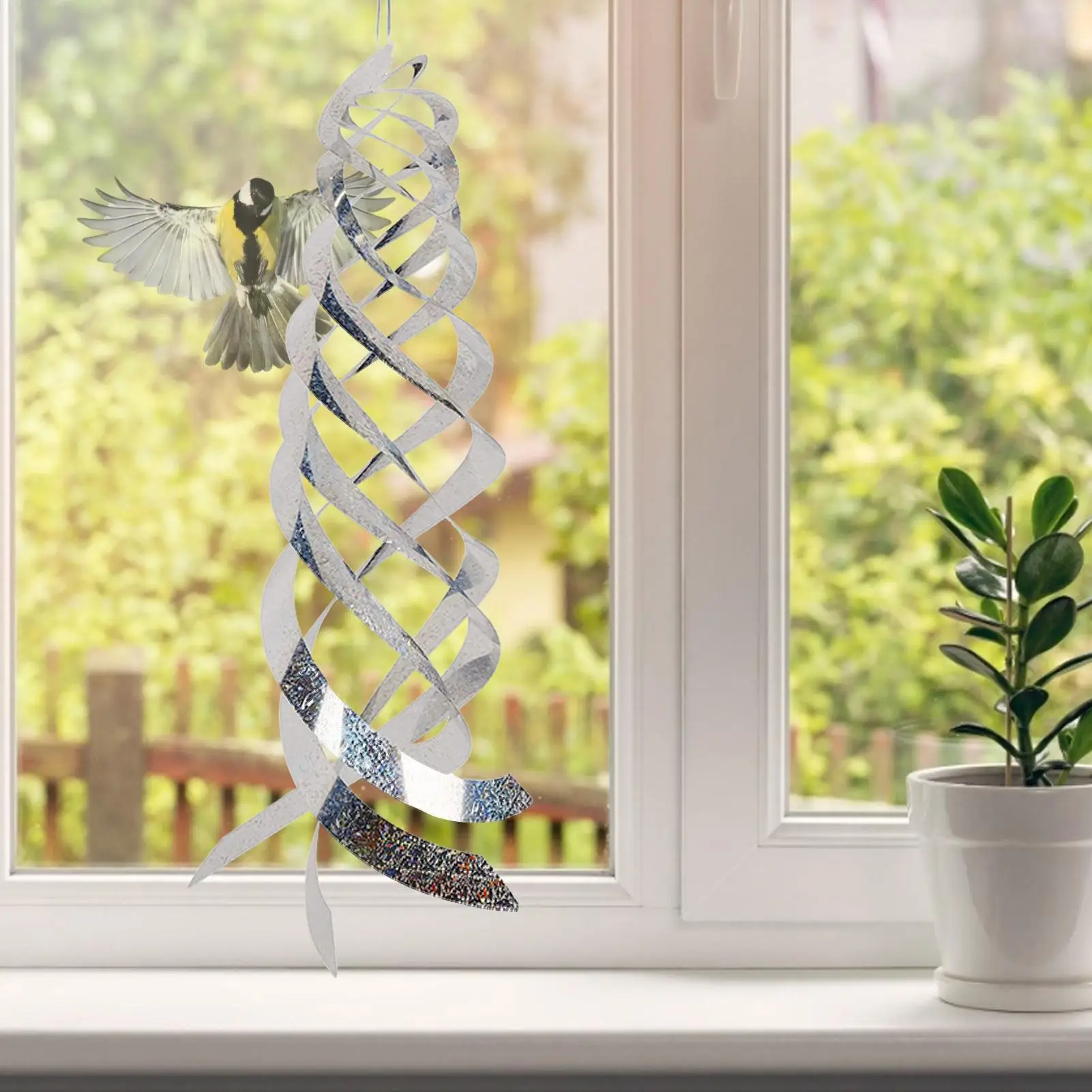 Safe Hanging Reflective Bird Deflectors Decorative Bird Reflectors Outdoor Garden Devices to Scare Birds and Protect Plants