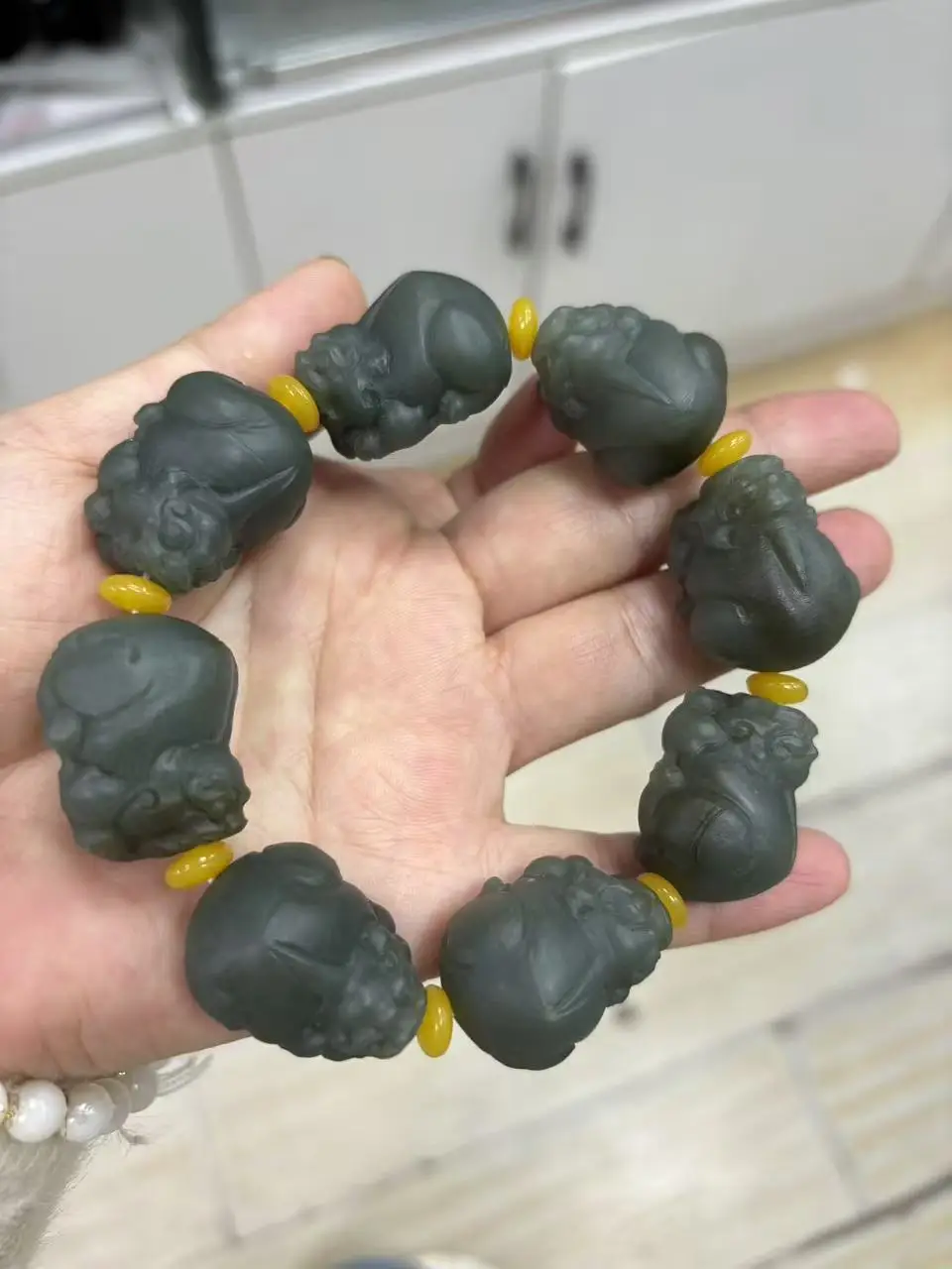 Natural High quality Hetian Jade Bracelet Hand Carved Beautiful Pi Xiu Bangle Fine Jewelry Accessory bracelet with Certificate