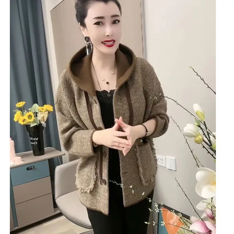 

Korean Ladies New Long Sleeves Patchwork Outwear 2026 Female Fashion Hooded Tassels Top Coat Autumn Women Large Size 4XL Jacket