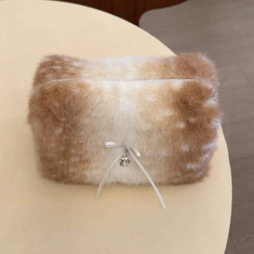 Casual Plush Cosmetic Bag Bow Animals Print Pattern Travel Cosmetic Case Zipper Lightweight Fuzzy Storage Bag Autumn and Winter