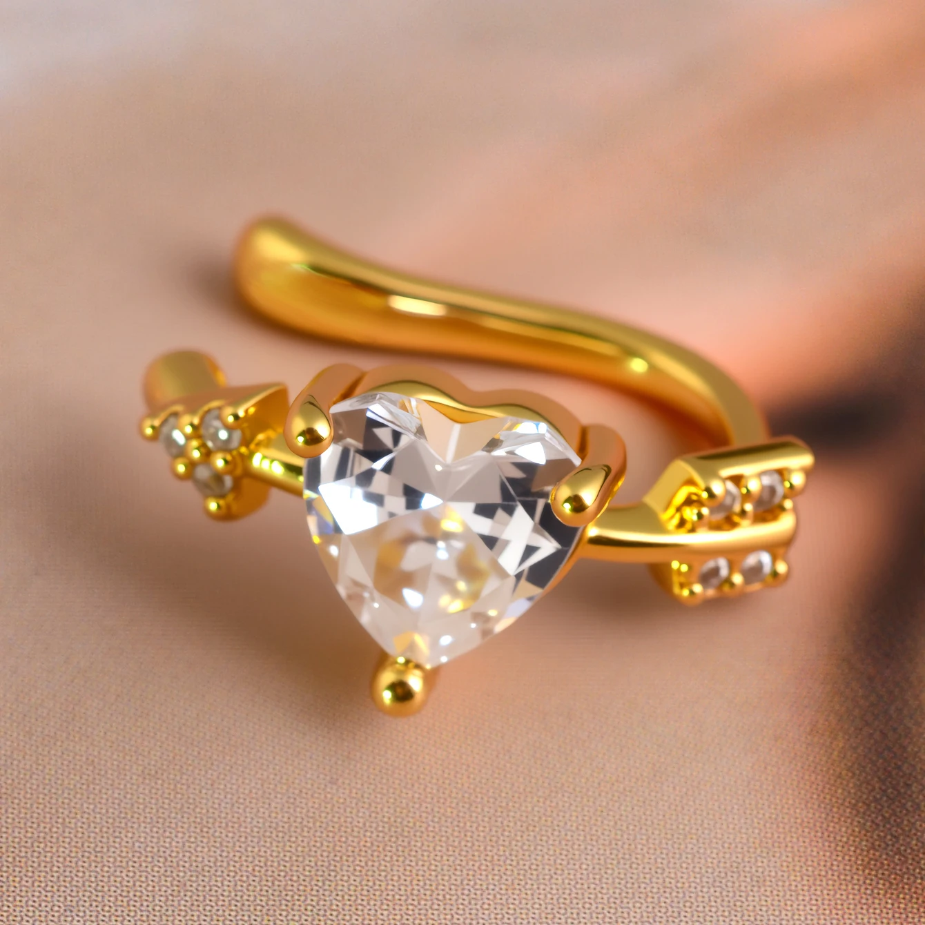1PC Dainty Heart Cubic Zirconia Ear Clip Unique Women Ear Cuff Without Piercing No Hole Fake Cartilage Earring Niche Personality